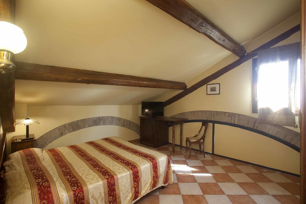 Agriturismo Il Bove Reggio Emilia Cameră foto